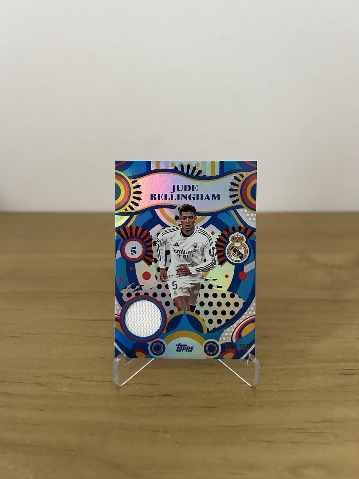 Carta Jude Bellingham Flamenco Relic numerada 250 Topps Team Set Real Madrid 2025