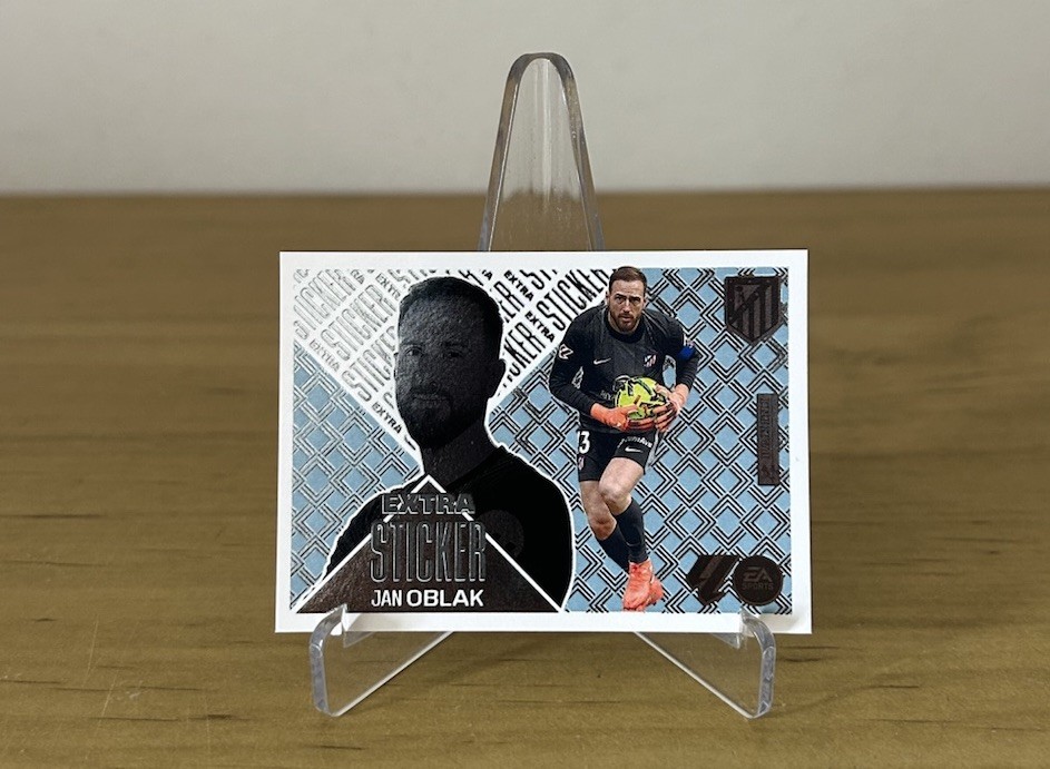Jan Oblak Extra Sticker Plata LaLiga Este 2026-27 Panini Atletico de Madrid