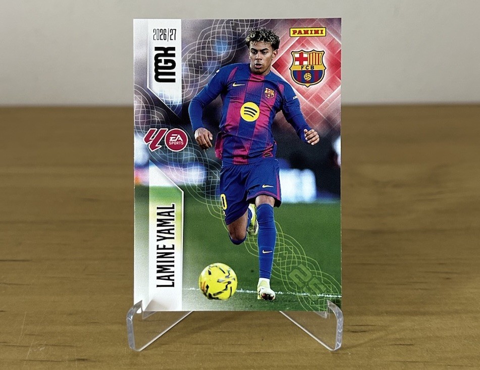 Lamine Yamal base 89 Megacracks LaLiga 2026-27 Panini FC Barcelona