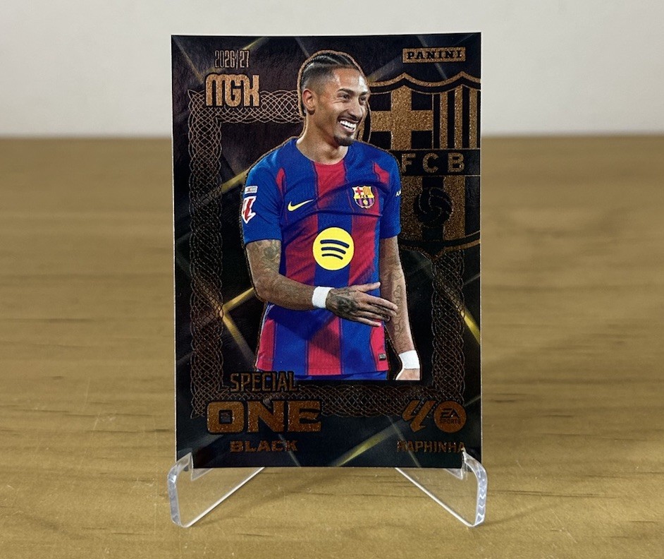Raphinha Special One Black Megacracks LaLiga 2026-27 Panini FC Barcelona